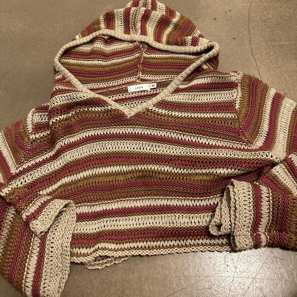 Grey Bandit Beach Sweater